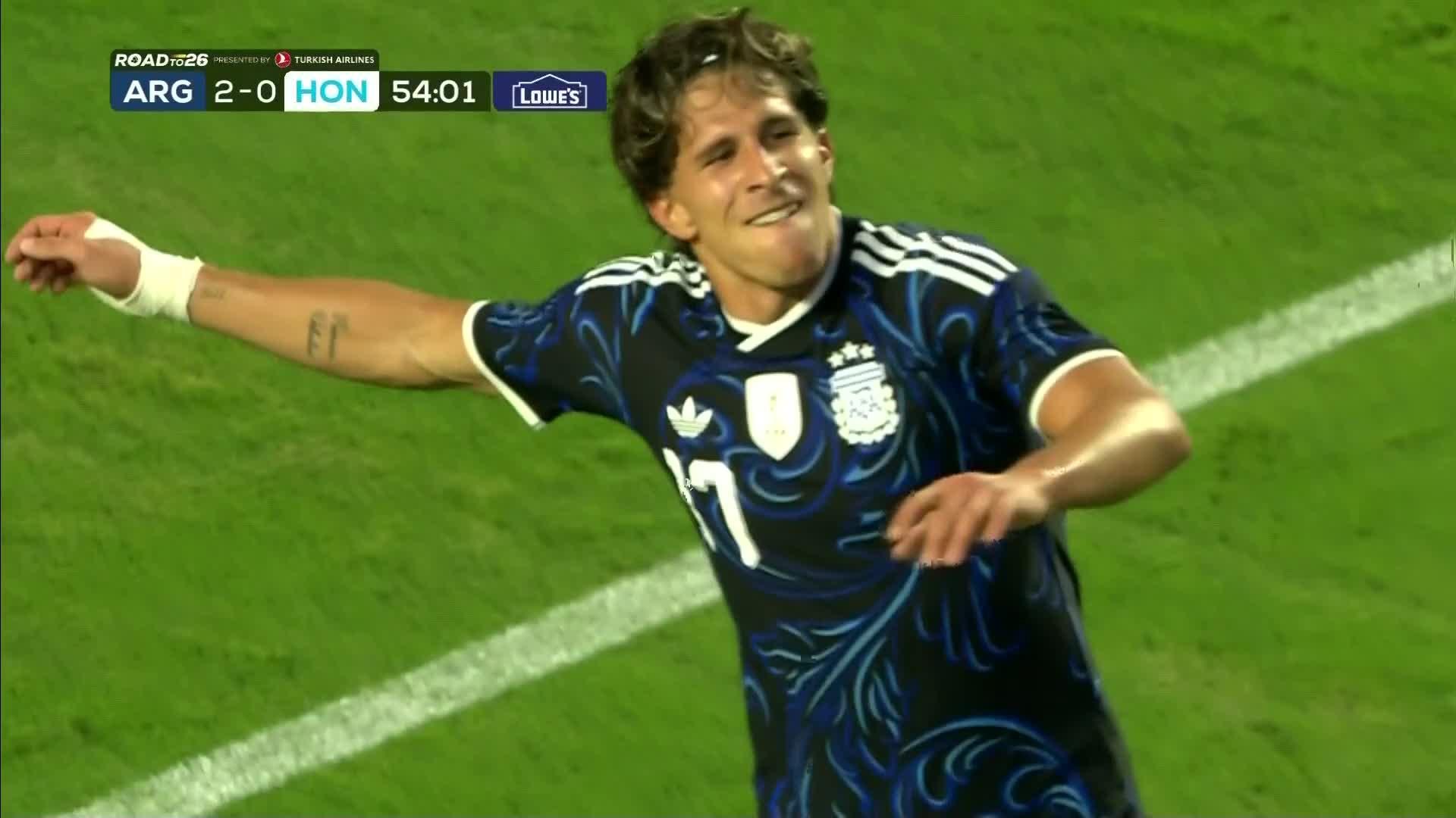 Giuliano Simeone scorer mot Honduras
