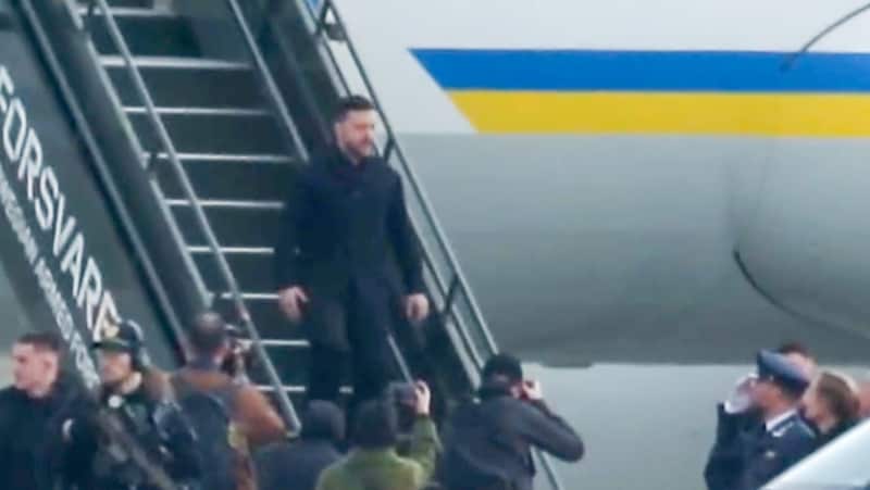 Zelenskyj har landet i Norge - reiser rett til Støre