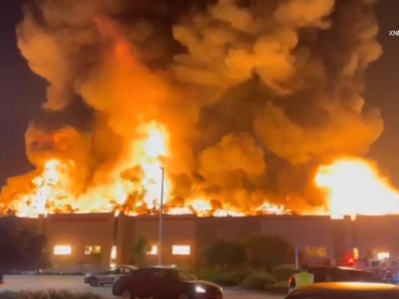 Var misfornøyd med lønn – brant ned lager verdt 5 milliarder