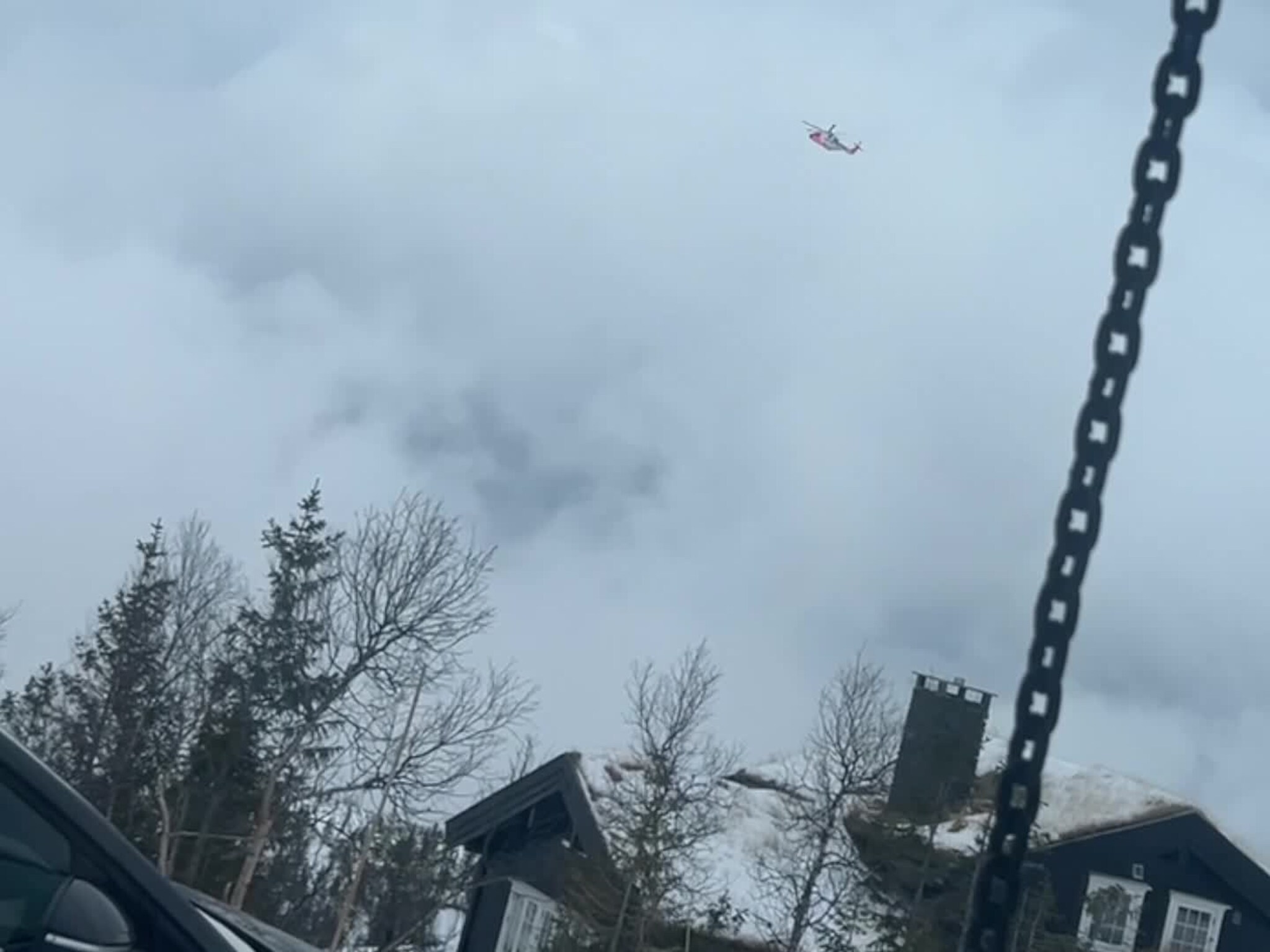 Snøskred på Gaustatoppen: Minst én person ligger under snøen