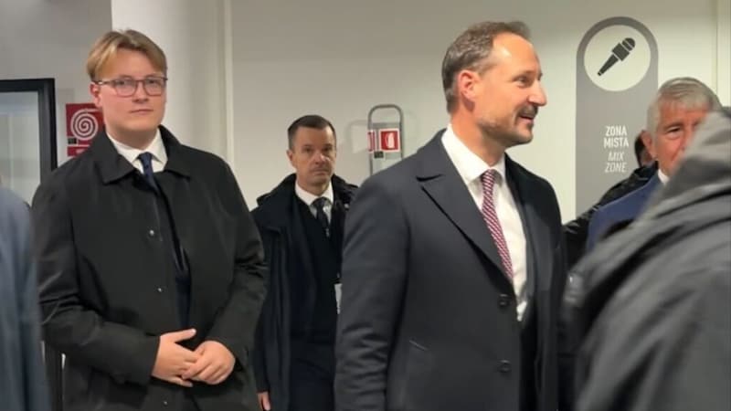 Se alle bildene fra fotballfesten: Kronprinsen på plass