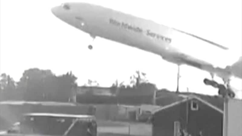 Har funnet svaret: Vingen tok fyr og motoren falt av