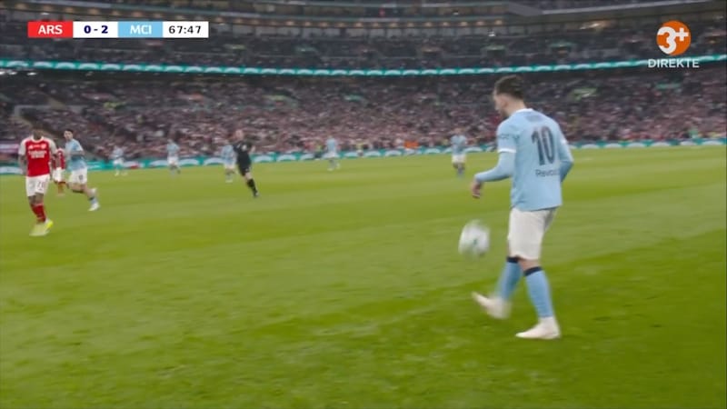 Pep Guardiola and Mikel Arteta during the EFL Cup final