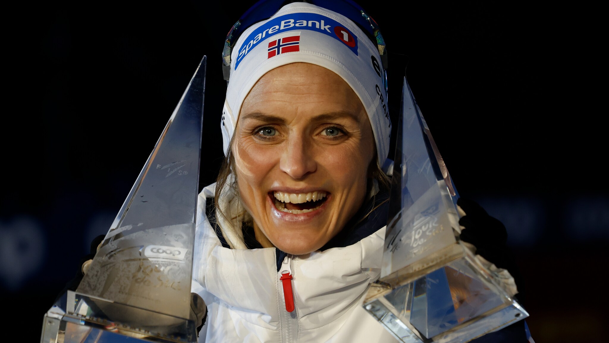 Strålende fornøyd Johaug etter Tour de Ski-seieren