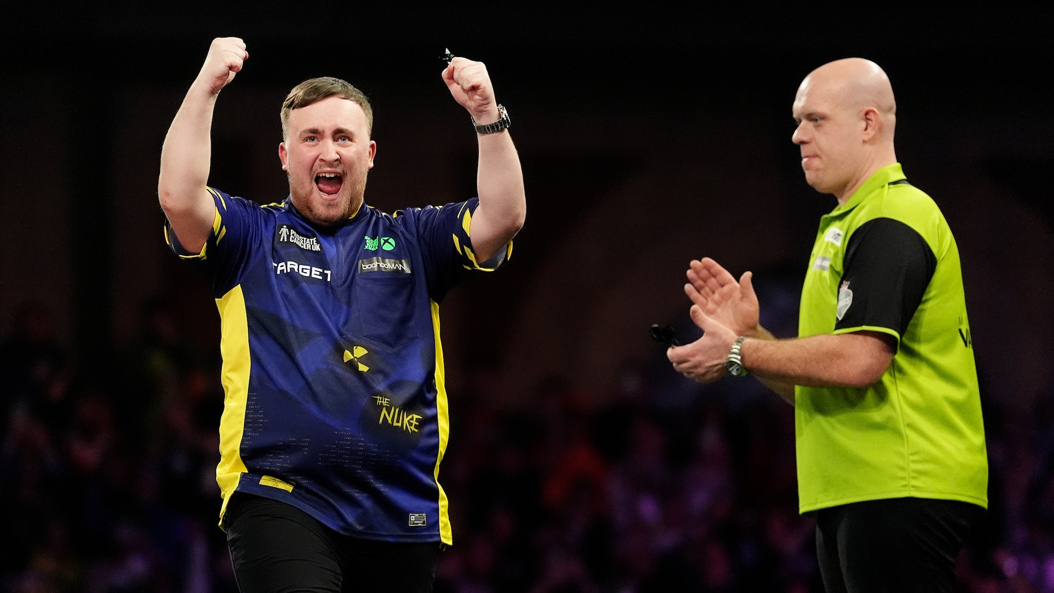 Luke Littler (17) historisk VM-vinner i dart