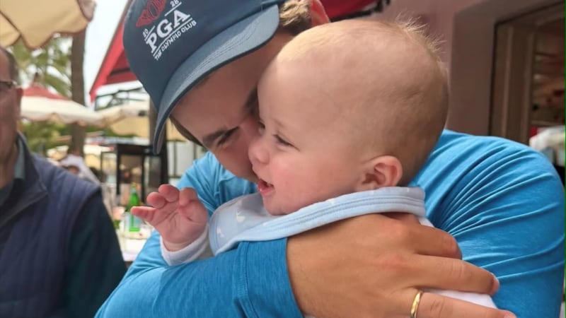 Magnus Carlsen om pappalivet: – Smelter meg