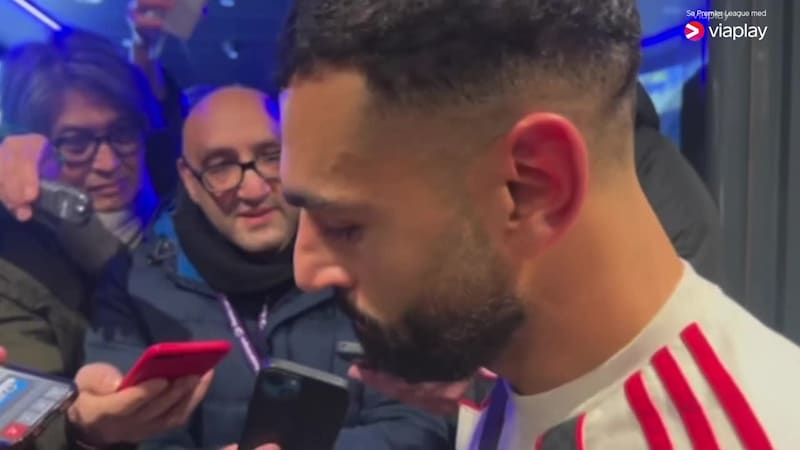 Fyrer løs mot egen klubb: – Føler meg kastet under bussen