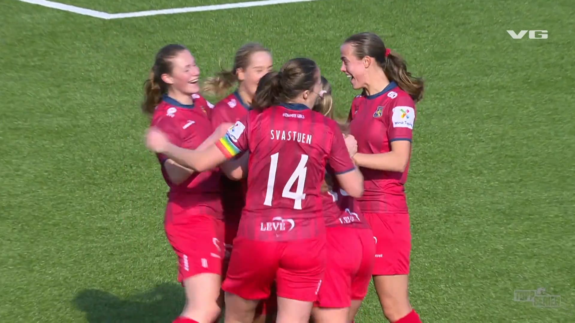 Se høydepunkter: Røa reddet ett poeng på overtid