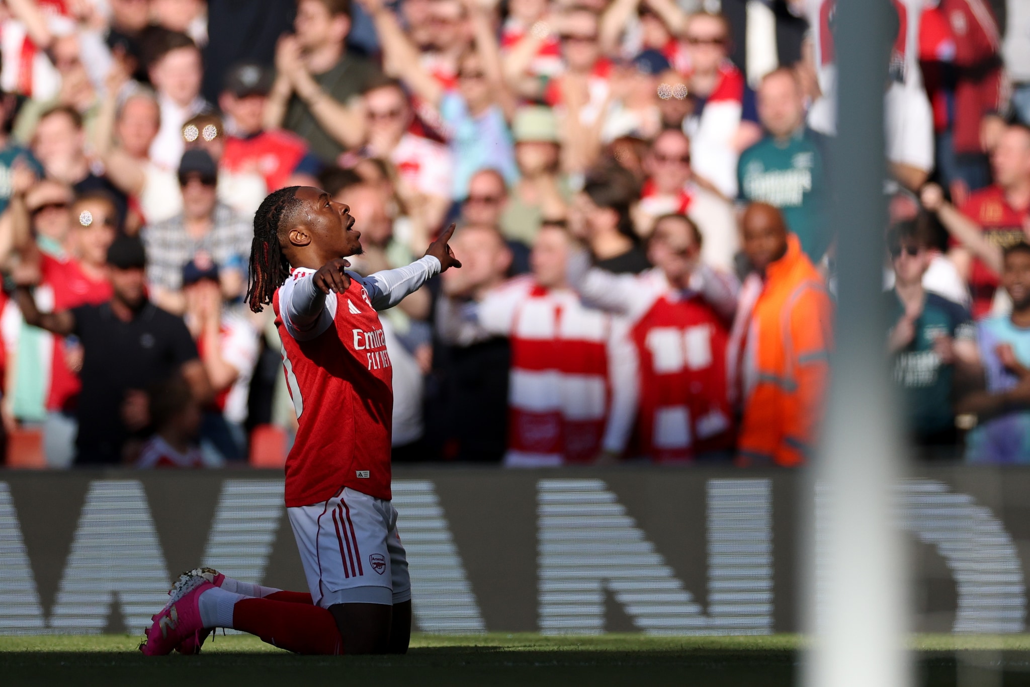 Arsenal slo tilbake - holder liv i tittelkampen