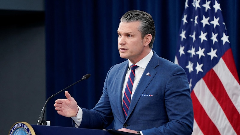 Hegseth om Iran-krigen: – Truer du amerikanere, vil vi drepe deg