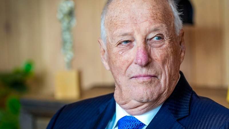 Norwegian Prime Minister Jonas Gahr Støre Delivers Memorial Speech for King Harald