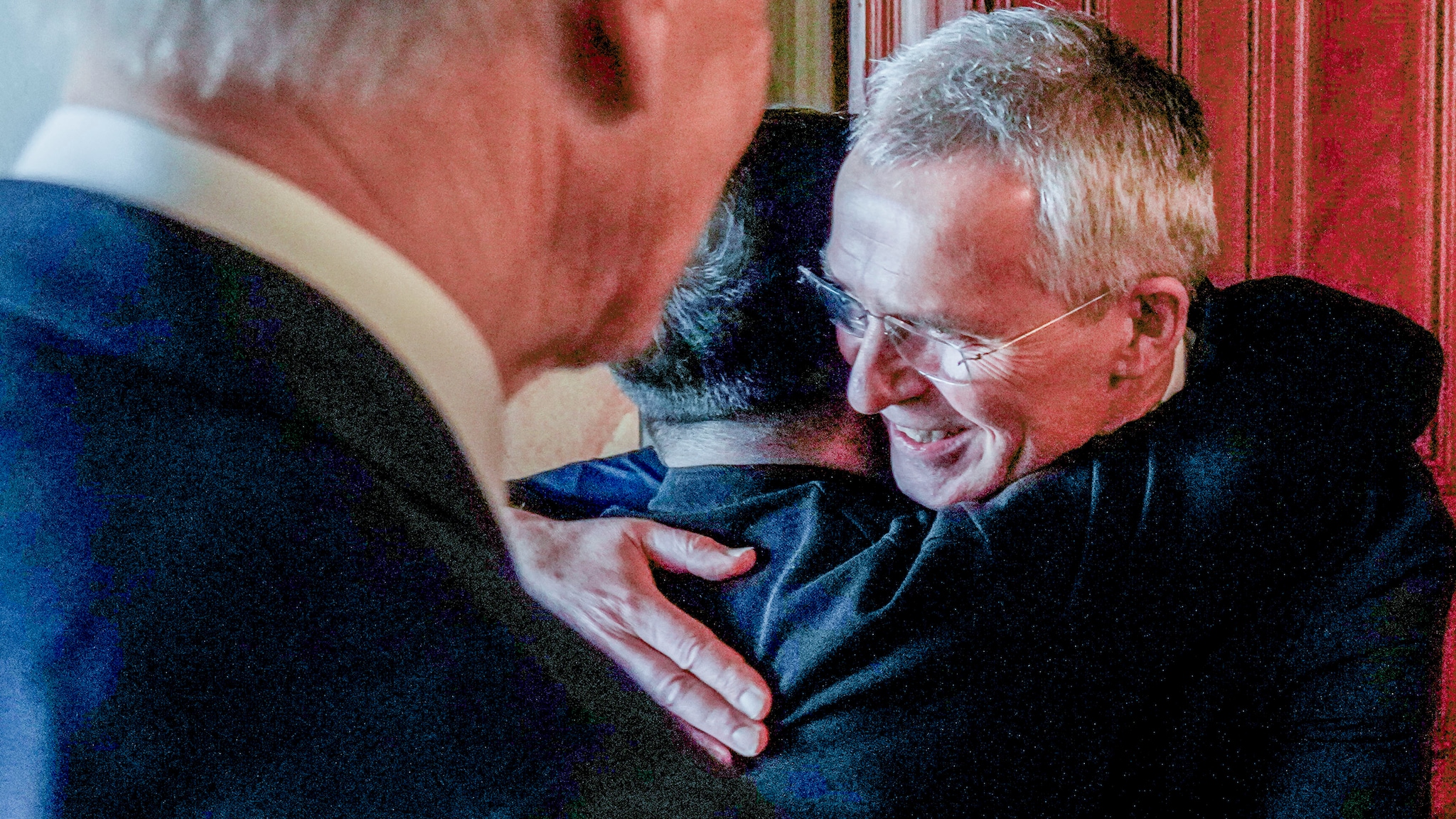 Stoltenberg til Zelenskyj: – Remember me?