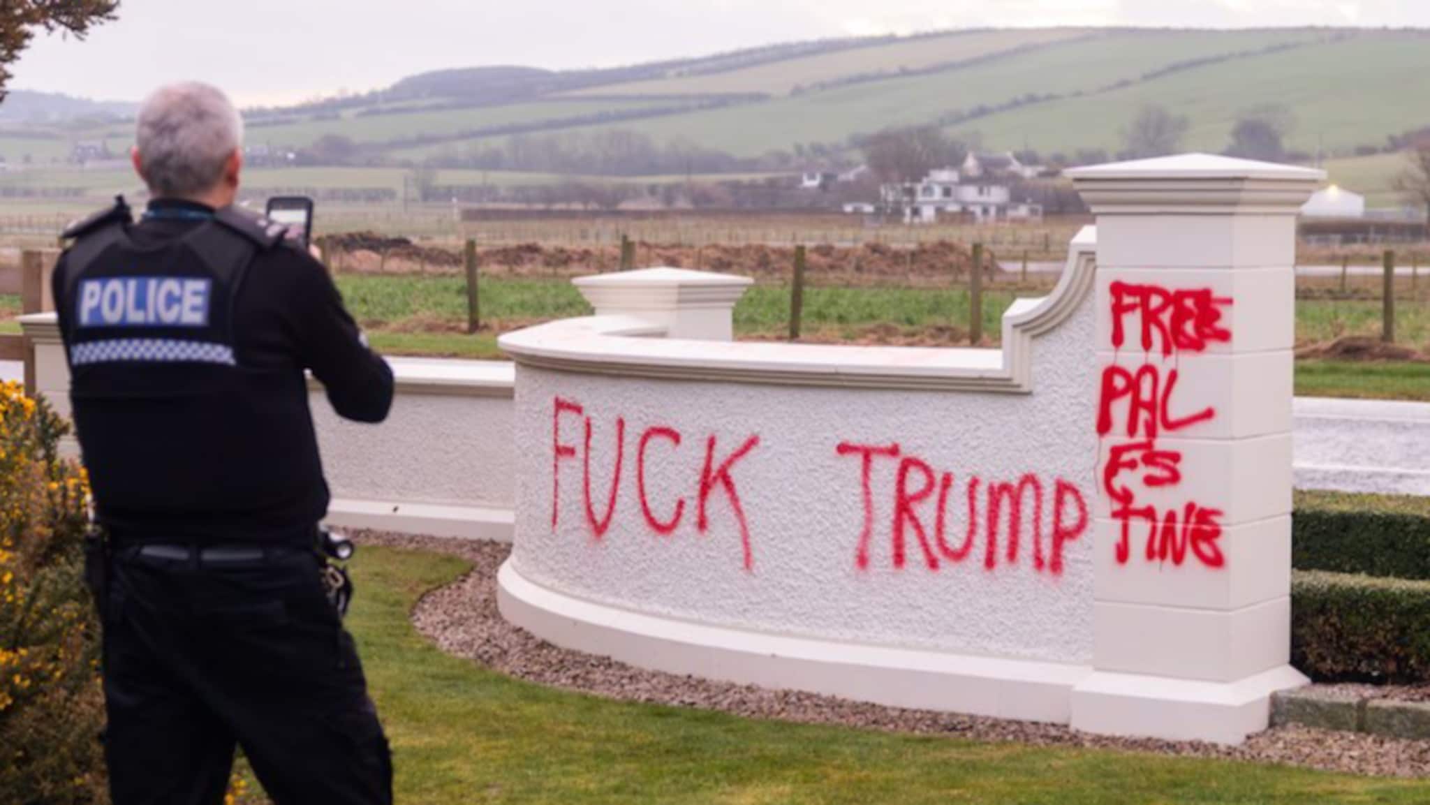Vandaliserer Trumps golfbane: - Gaza ikke til salgs