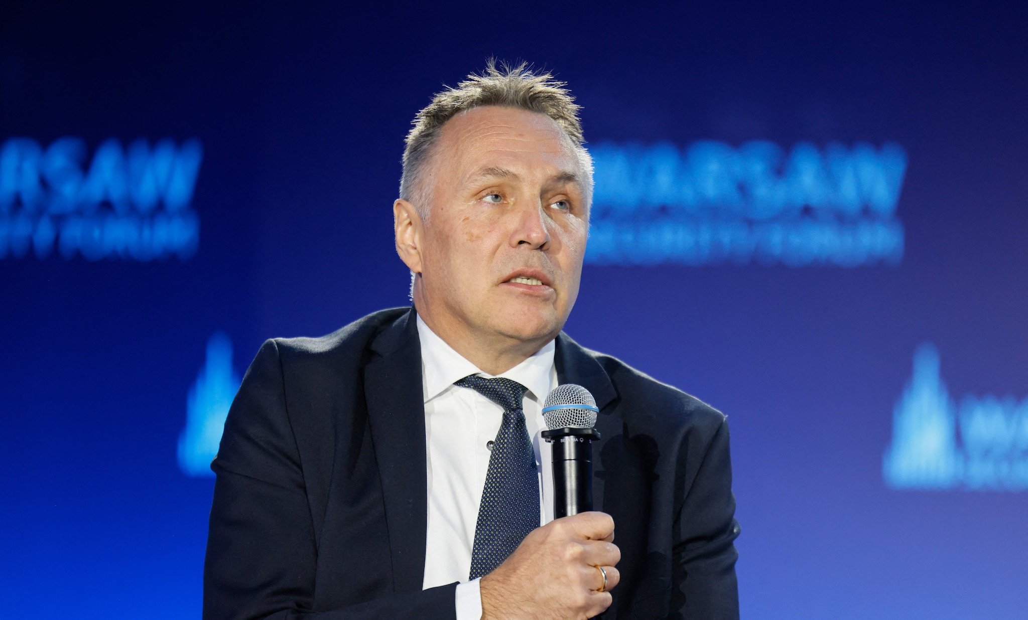 Forsvarsministeren: Dronene over Norge er overvåkingsdroner