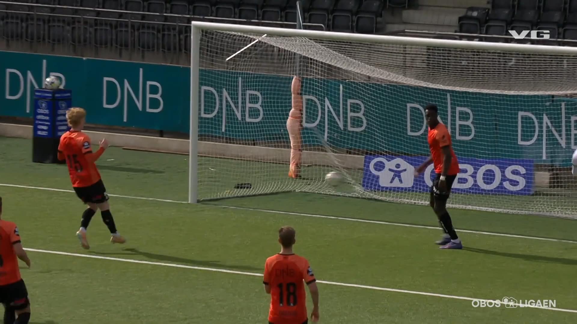 Se høydepunktene: Rotet bort ledelsen på ni minutter