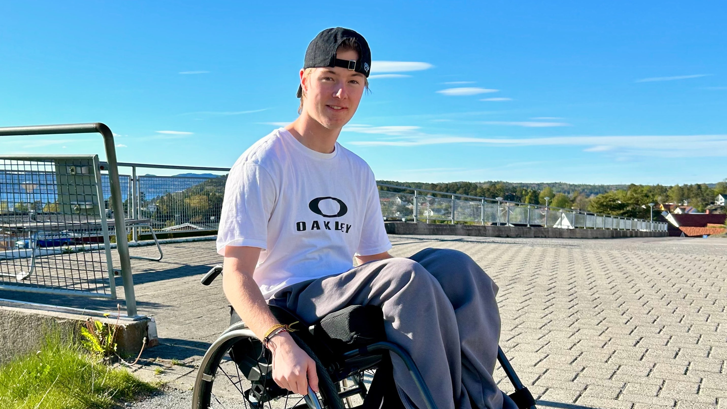 William (20) er lam fra brystet og ned: – Målet er å bli helt selvstendig