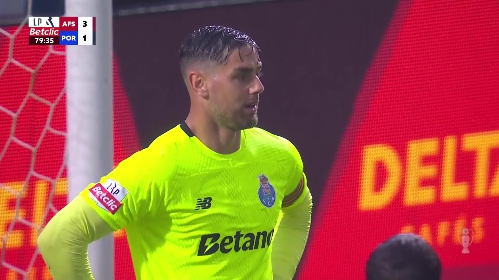Santos scorer mot Porto