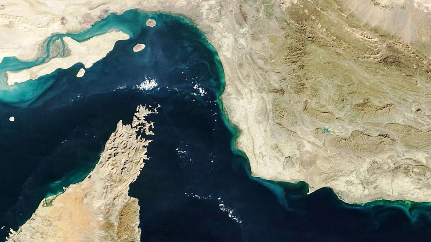 Se: direkte fra Hormuz­stredet