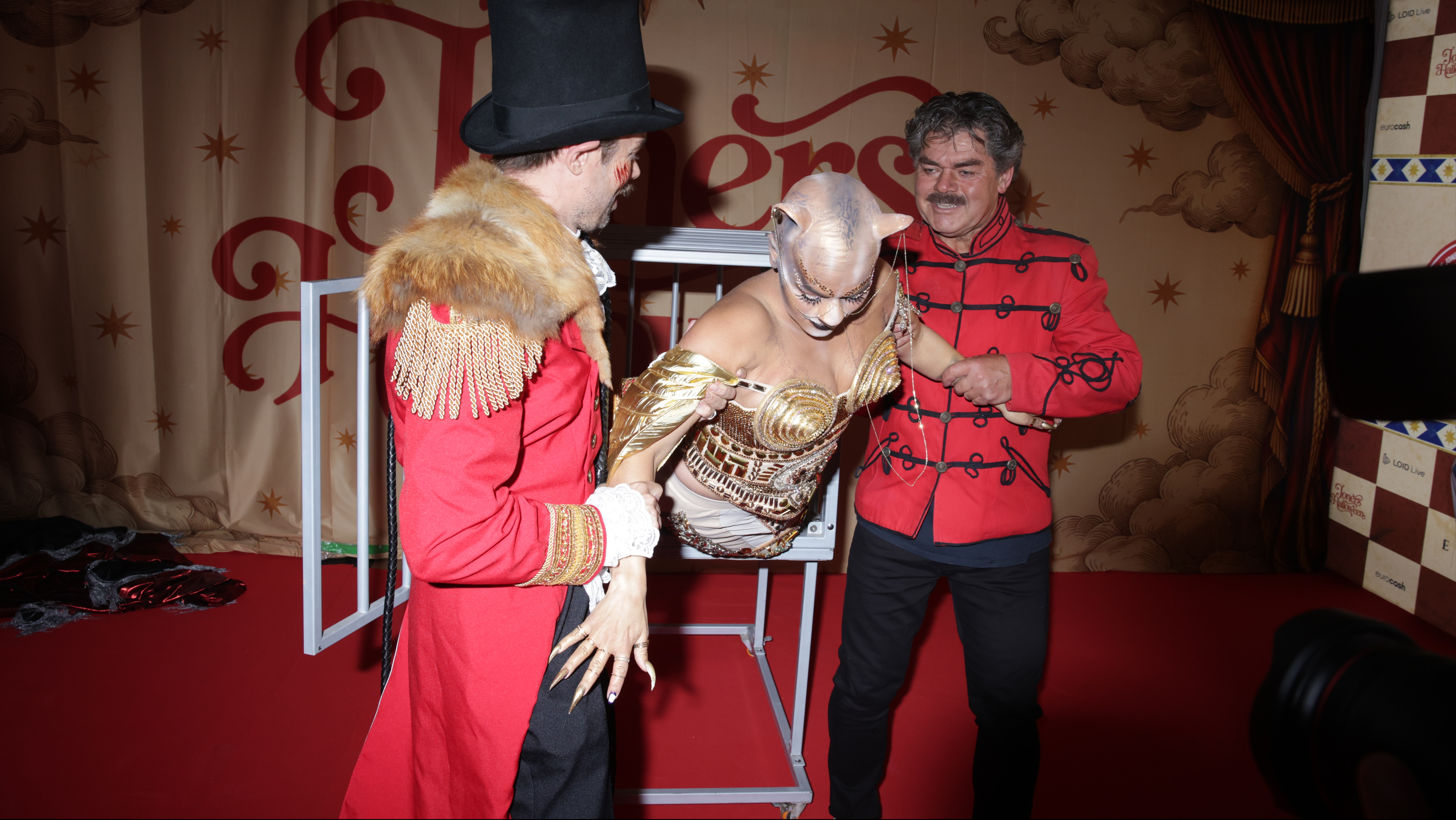 Se kjendisene ankomme årets halloweenfest — Norway