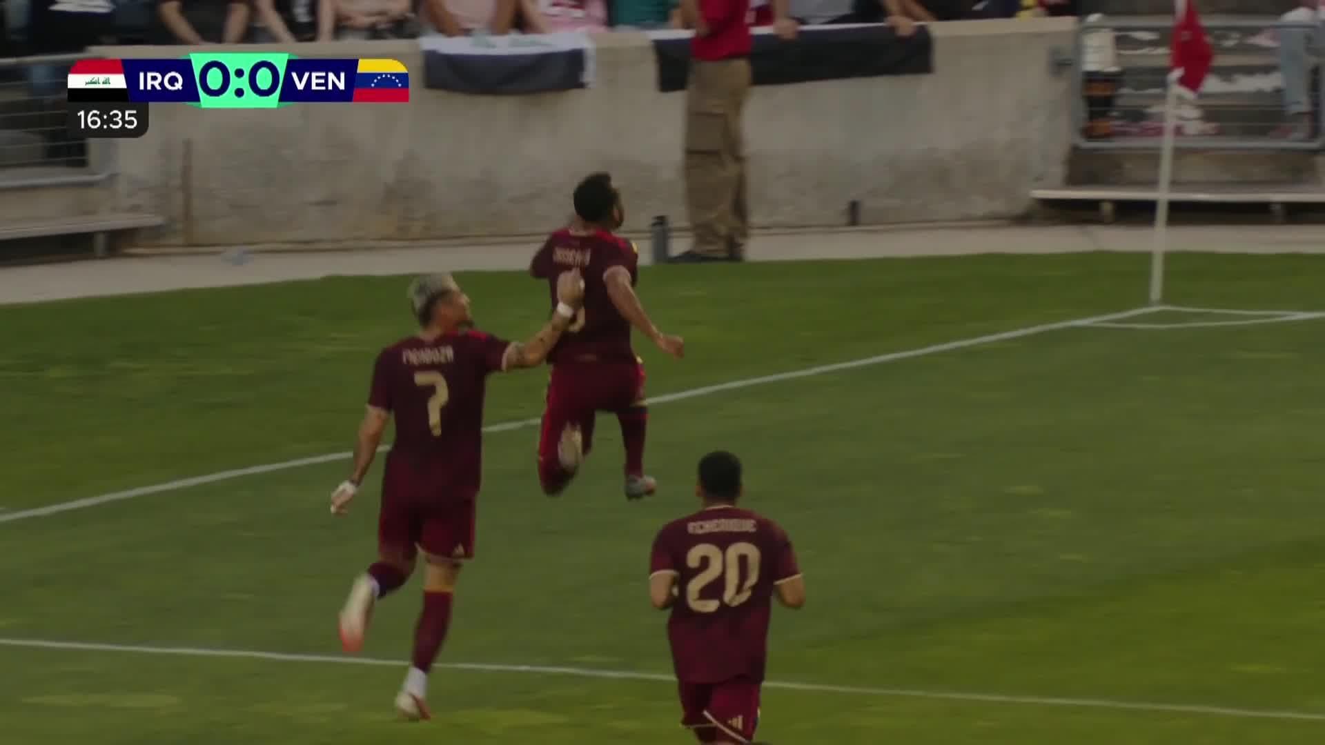Cristian Casseres scorer mot Irak