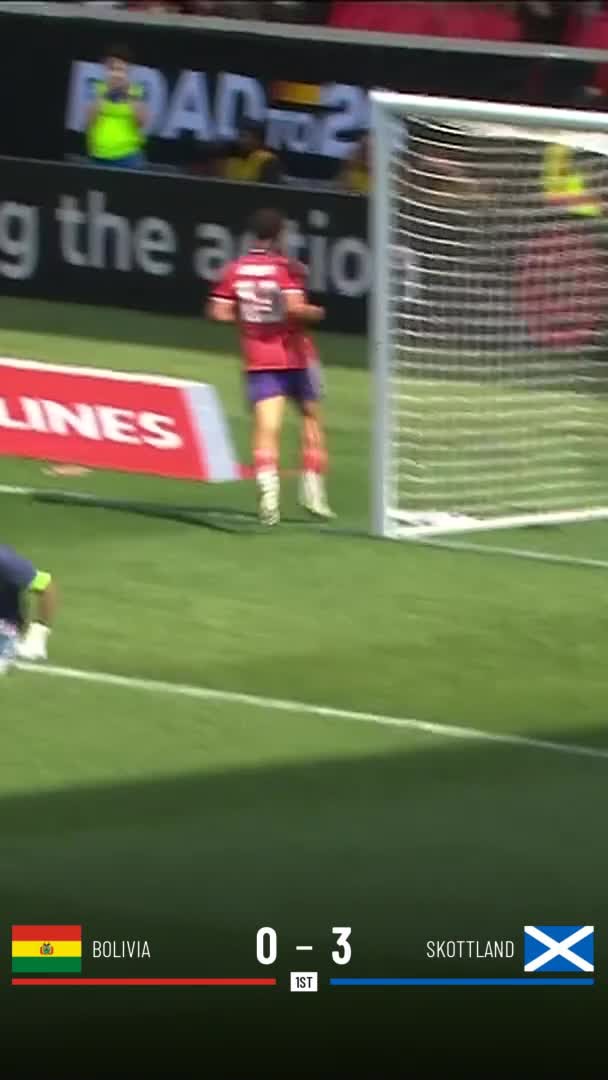 0-3: Che Adams, Skottland
