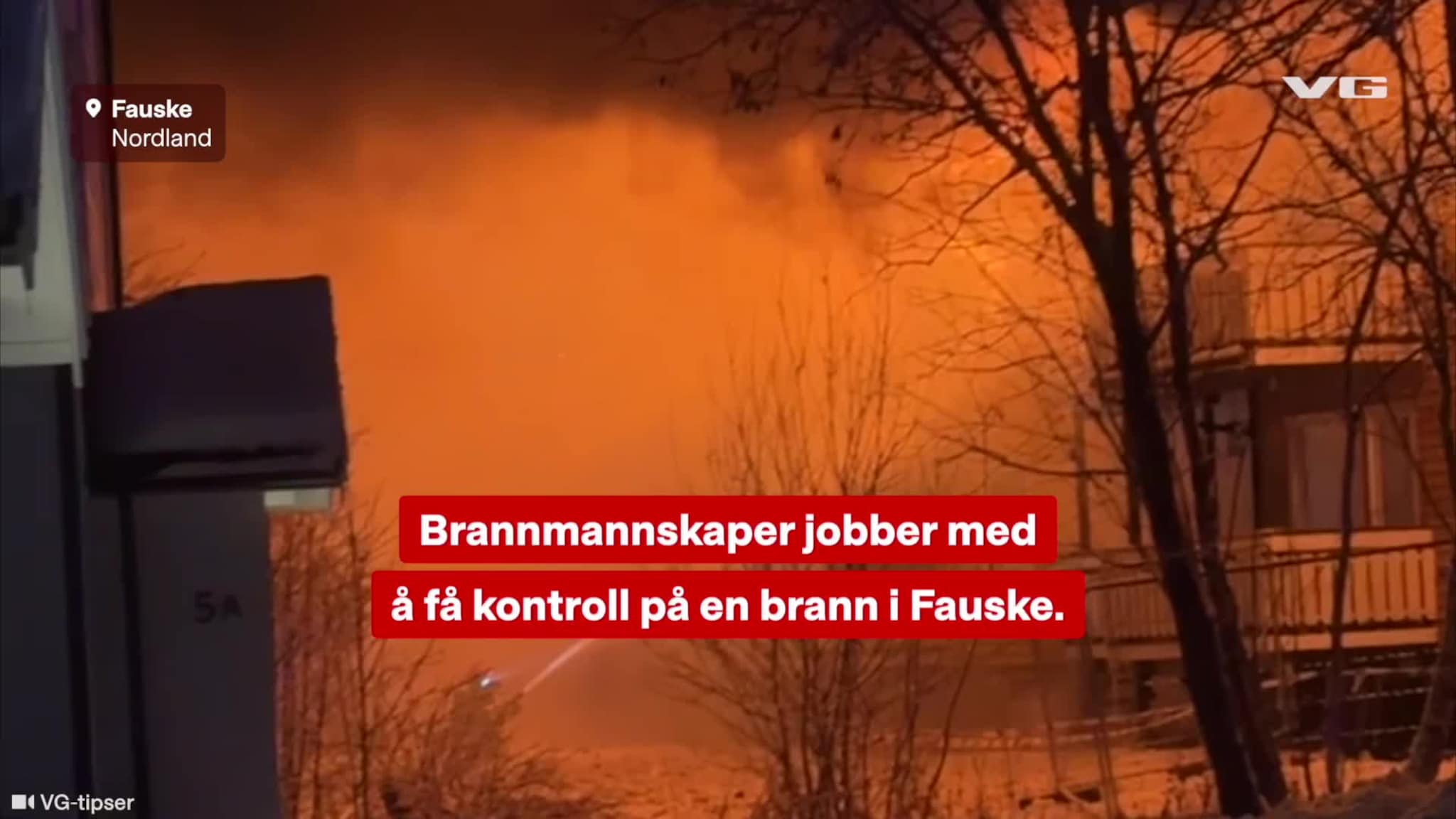 Full fyr i bolig i Fauske: To personer evakuert