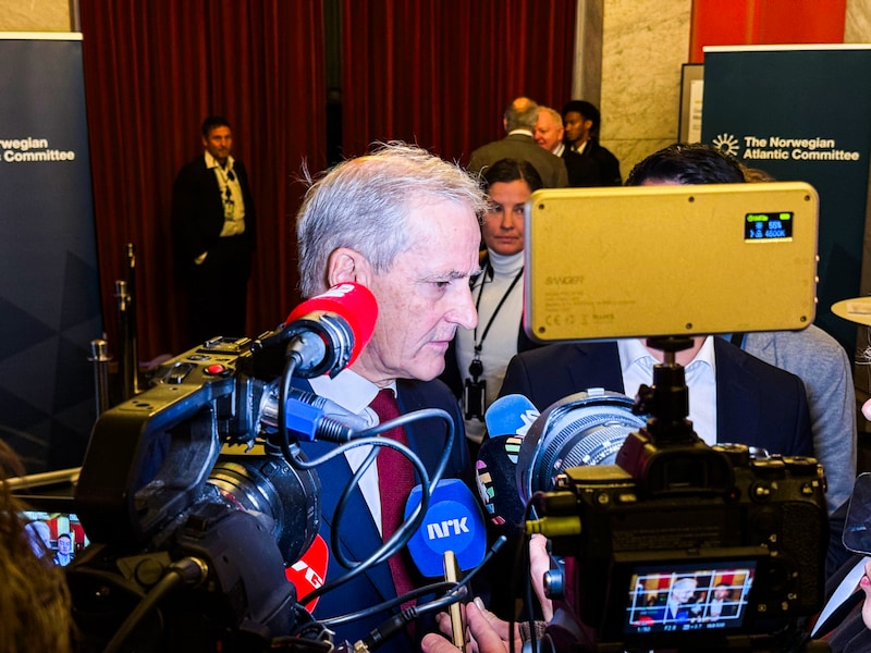 Støre Epstein-avsløringene: – Bør komme med gode svar