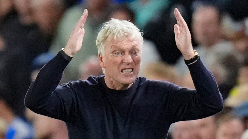 Lukas Nmecha Leeds Debut Penalty Goals – Everton News