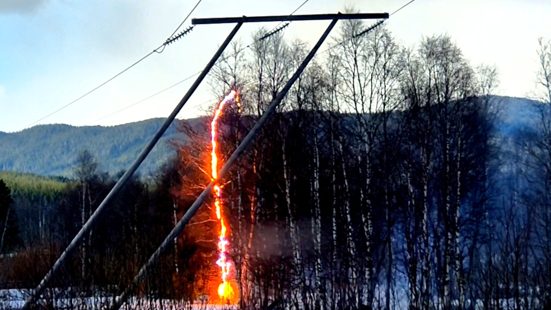 Dette synet møtte Monika: – Han ba meg ikke gå ut