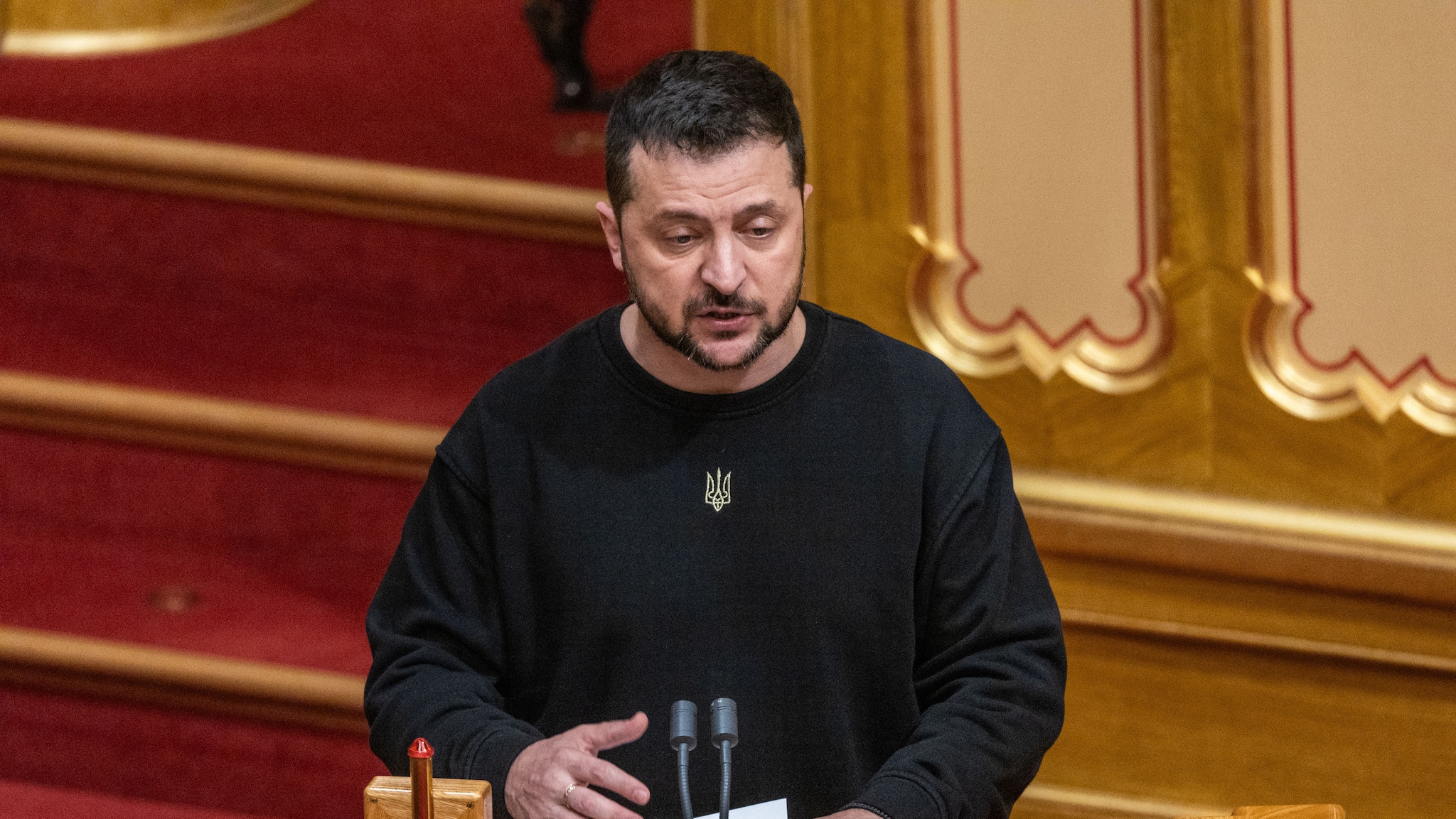 Derfor er Zelenskyj i Norge