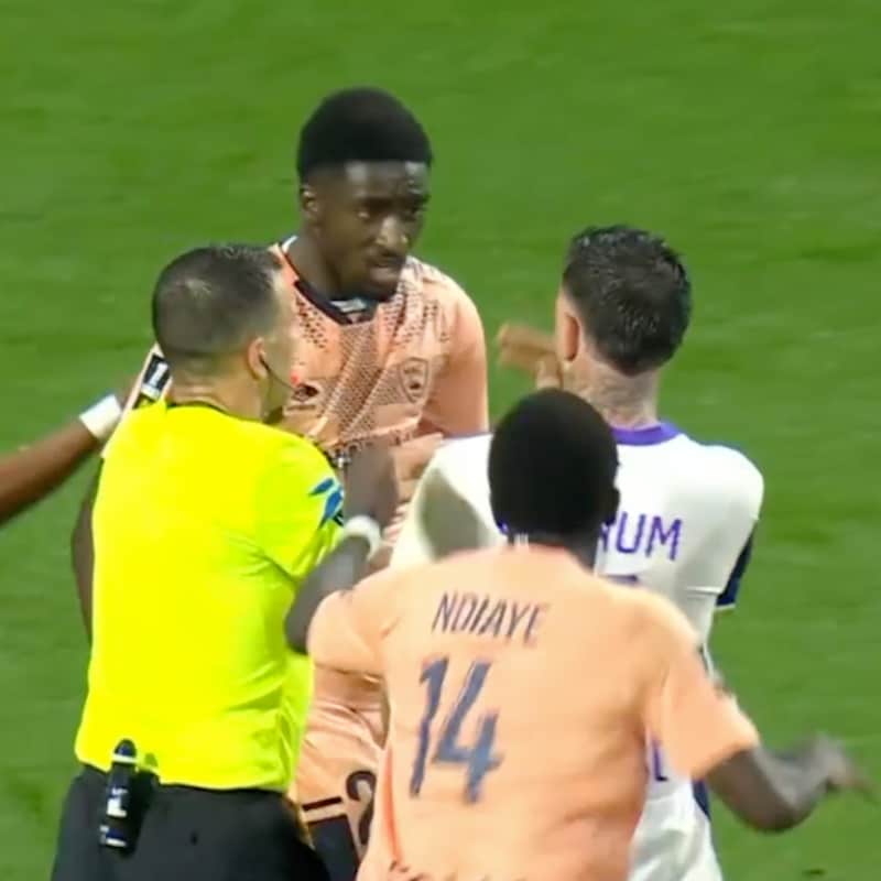 Dønnum fikk to kampers utestengelse for omstridt gest: – Kan ha blitt oppfattet som sårende