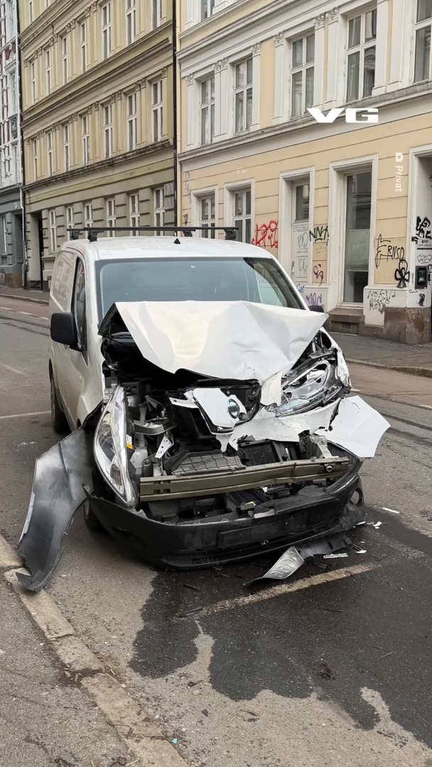 Mathias (25) våknet opp til smadret bil