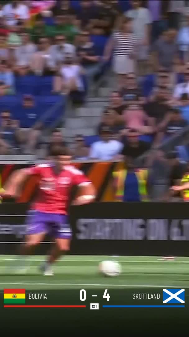 0-4: Che Adams, Skottland