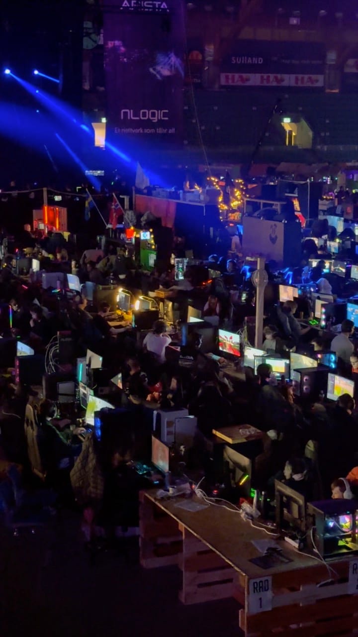 Spiller flere timer i strekk