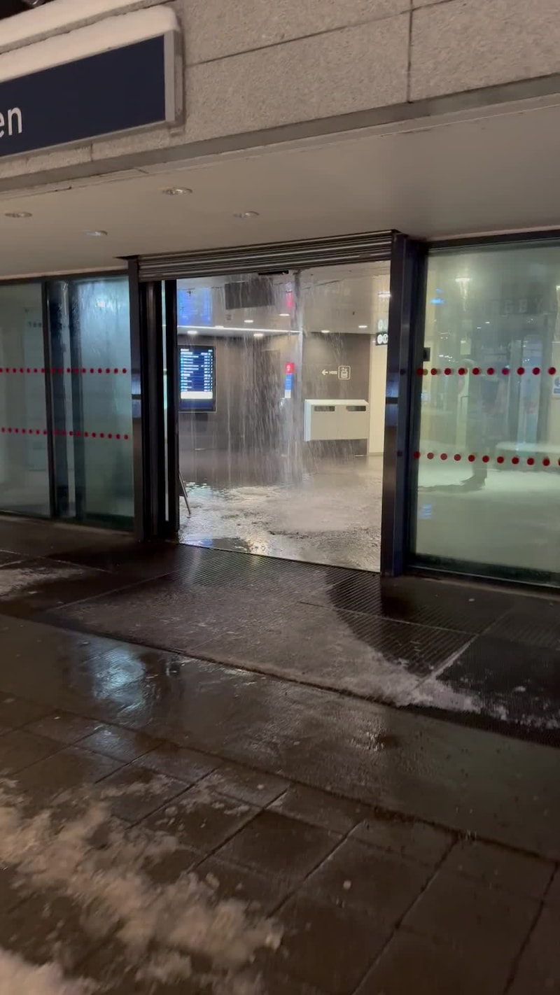 Vannlekkasje på Nydalen T-banestasjon