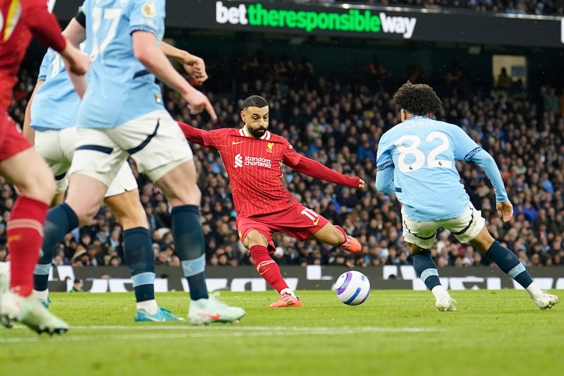 Salah-show da effektive Liverpool slo Manchester City