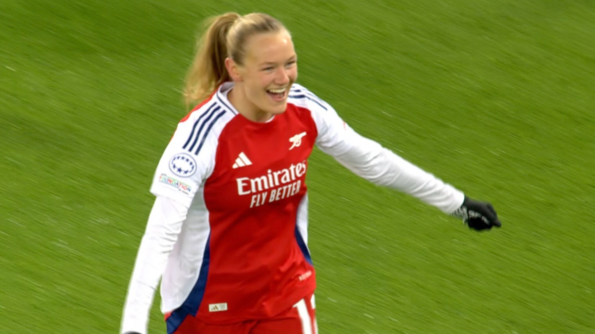Se målet: Frida Maanum scorer mot Vålerenga