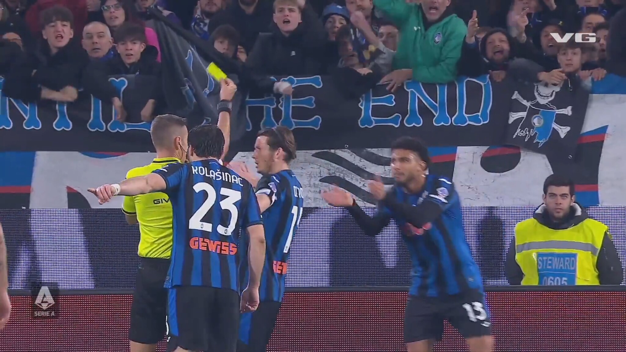 To røde kort i toppkampen: Inter sikret luke på tabelltopp