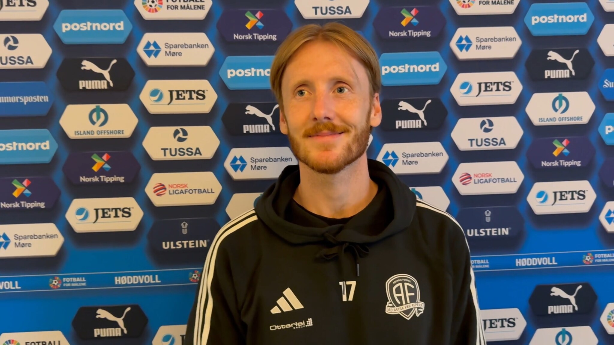 Peder Nersveen glad for å sjå igjen mange kjente