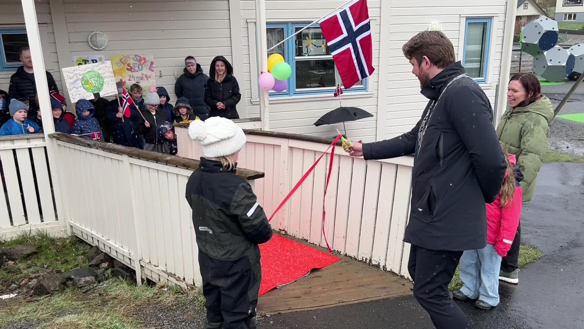 Gjekk i tog for skulefritidsordninga