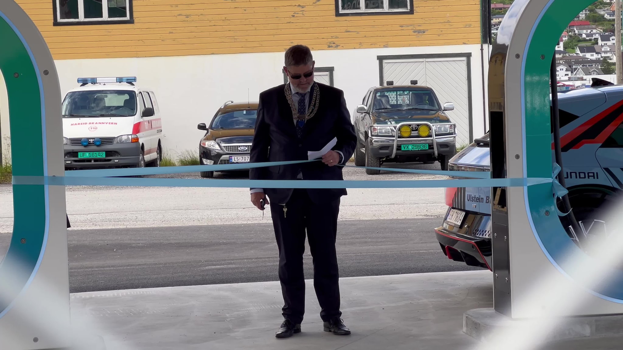 Opning av ladestasjon på Hareid
