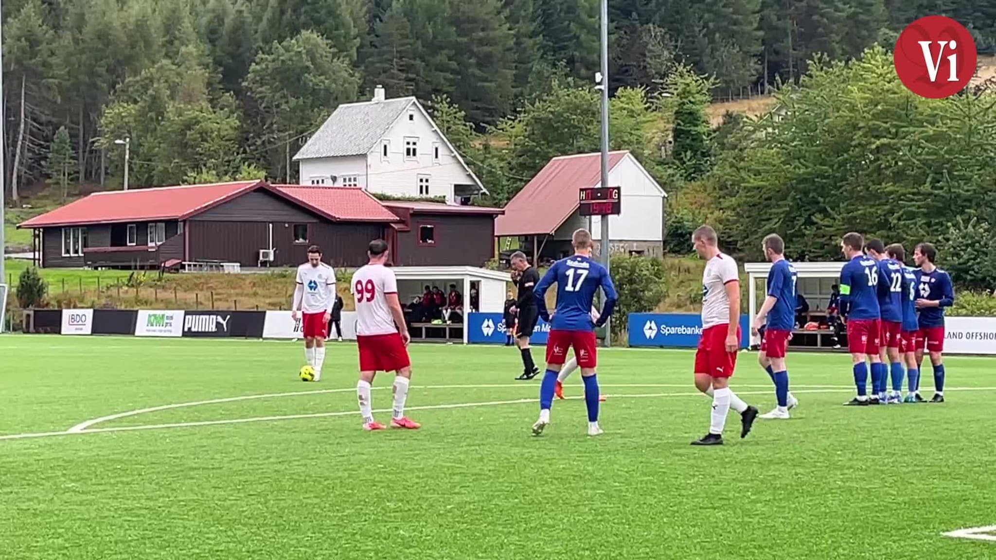 Hasundgot-scoring mot Stranda