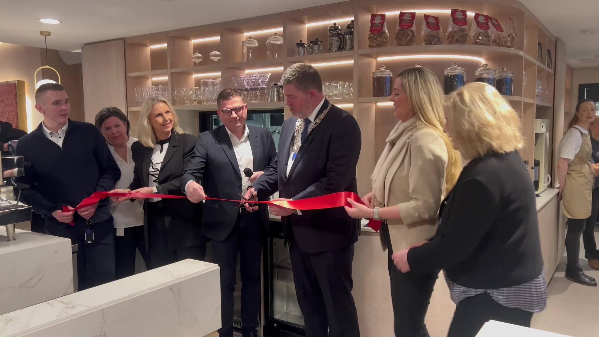 Opning av Sparebanken Møre Hareid