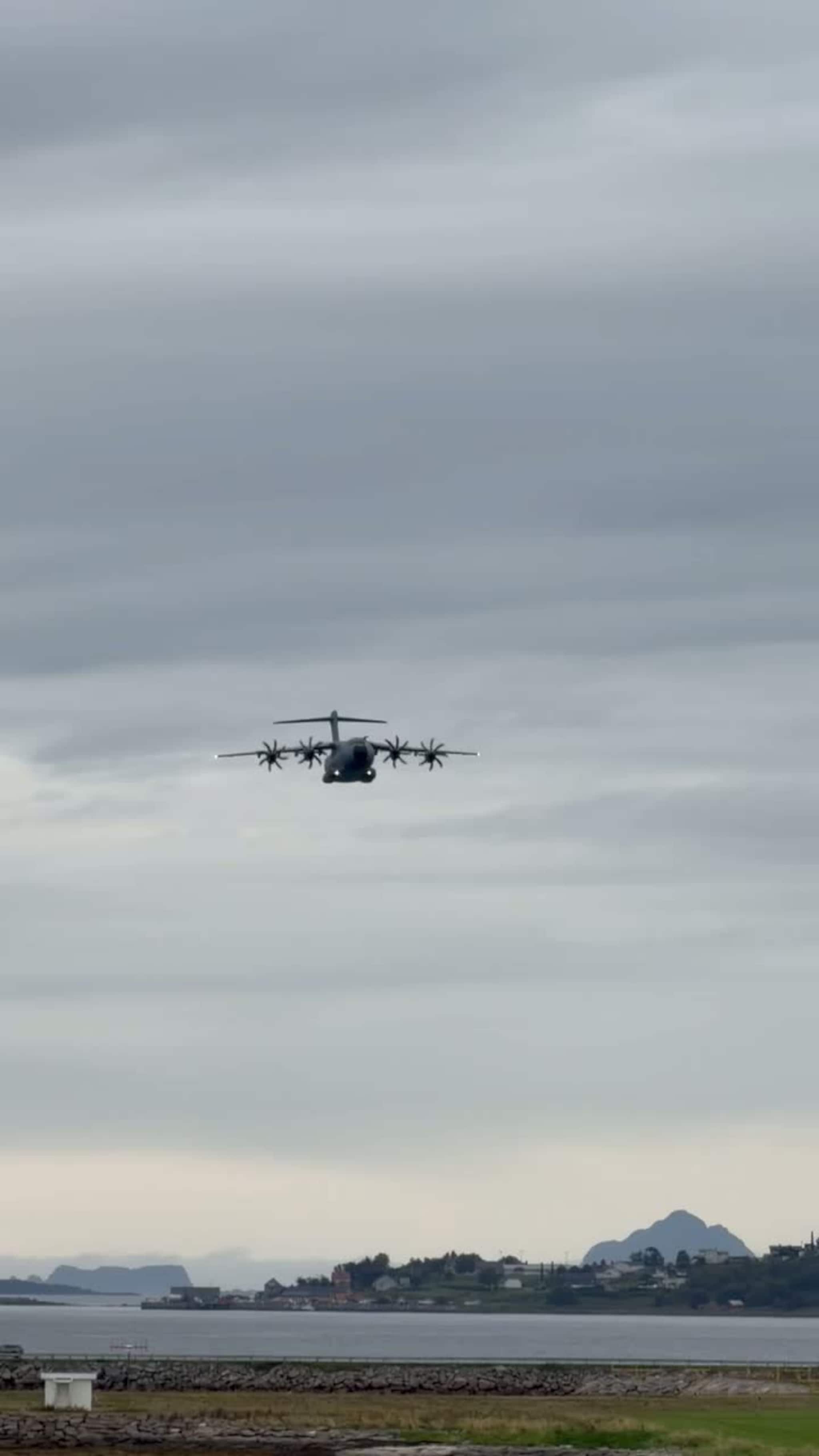 Airbus A400M Atlas over Stokmarknes lufthavn