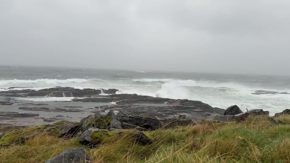 Photo: vol.no Nordland weather triggers road closures and ferry cancellations